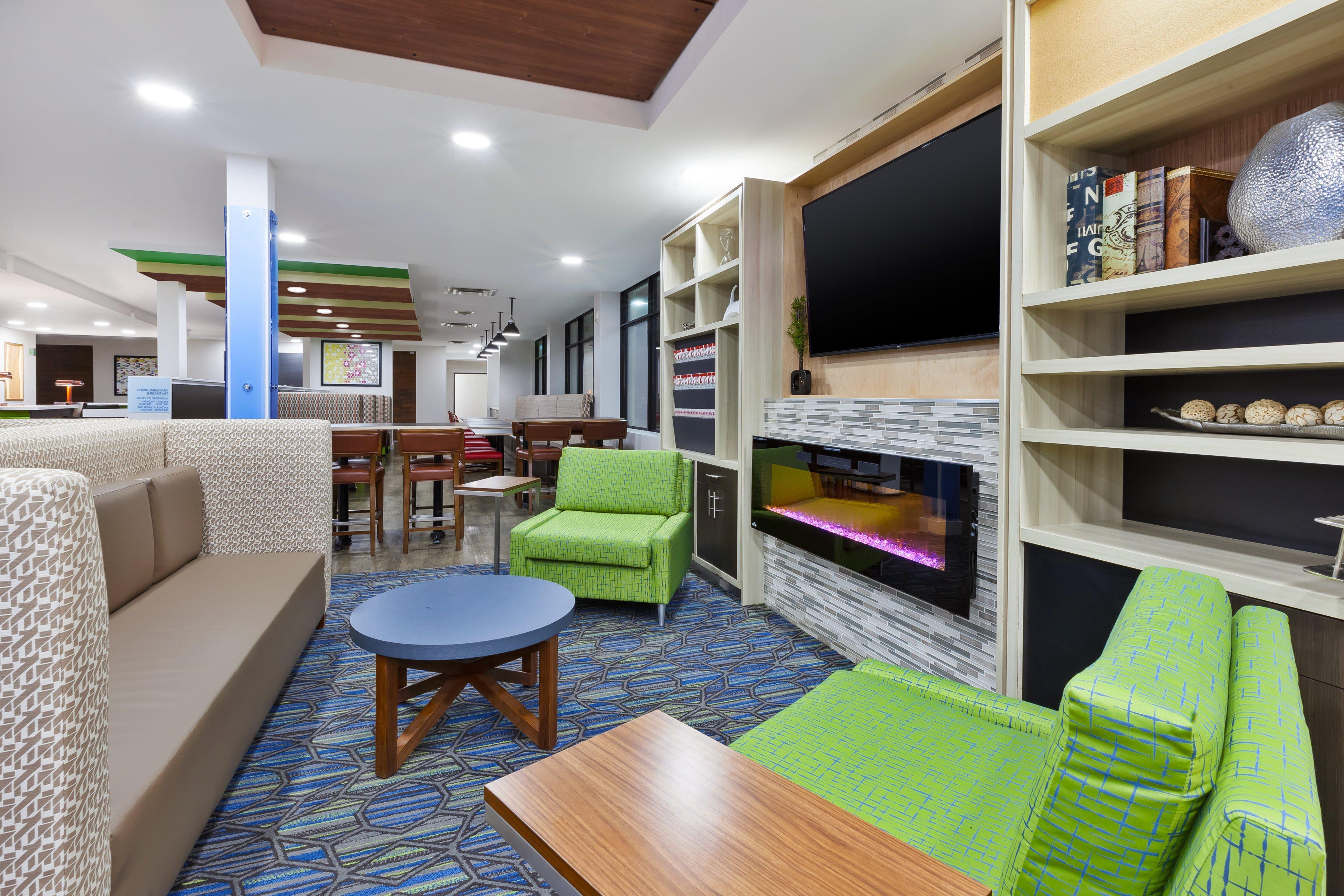 Holiday Inn Express Winnipeg Airport - Polo Park By Ihg מראה חיצוני תמונה
