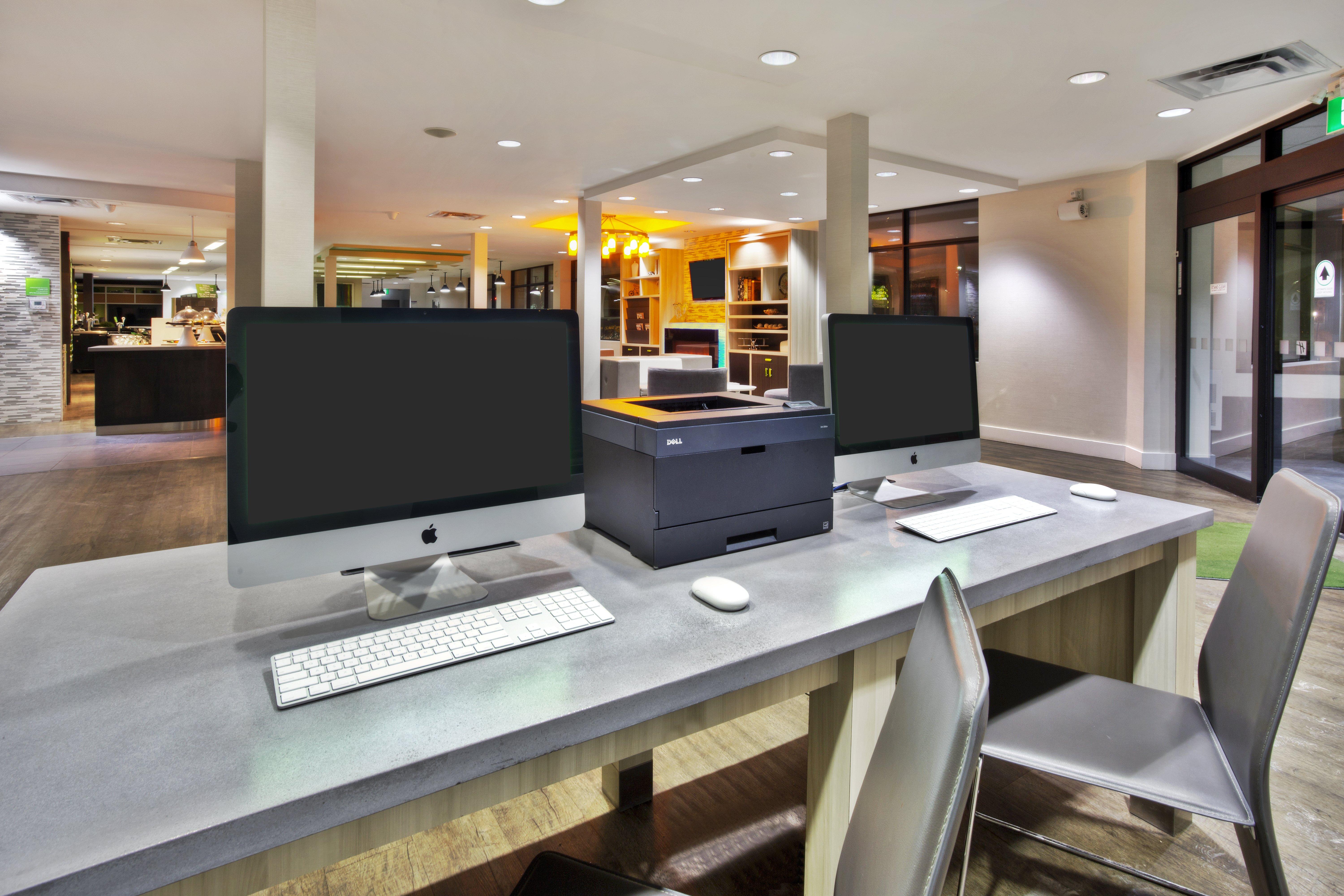 Holiday Inn Express Winnipeg Airport - Polo Park By Ihg מראה חיצוני תמונה