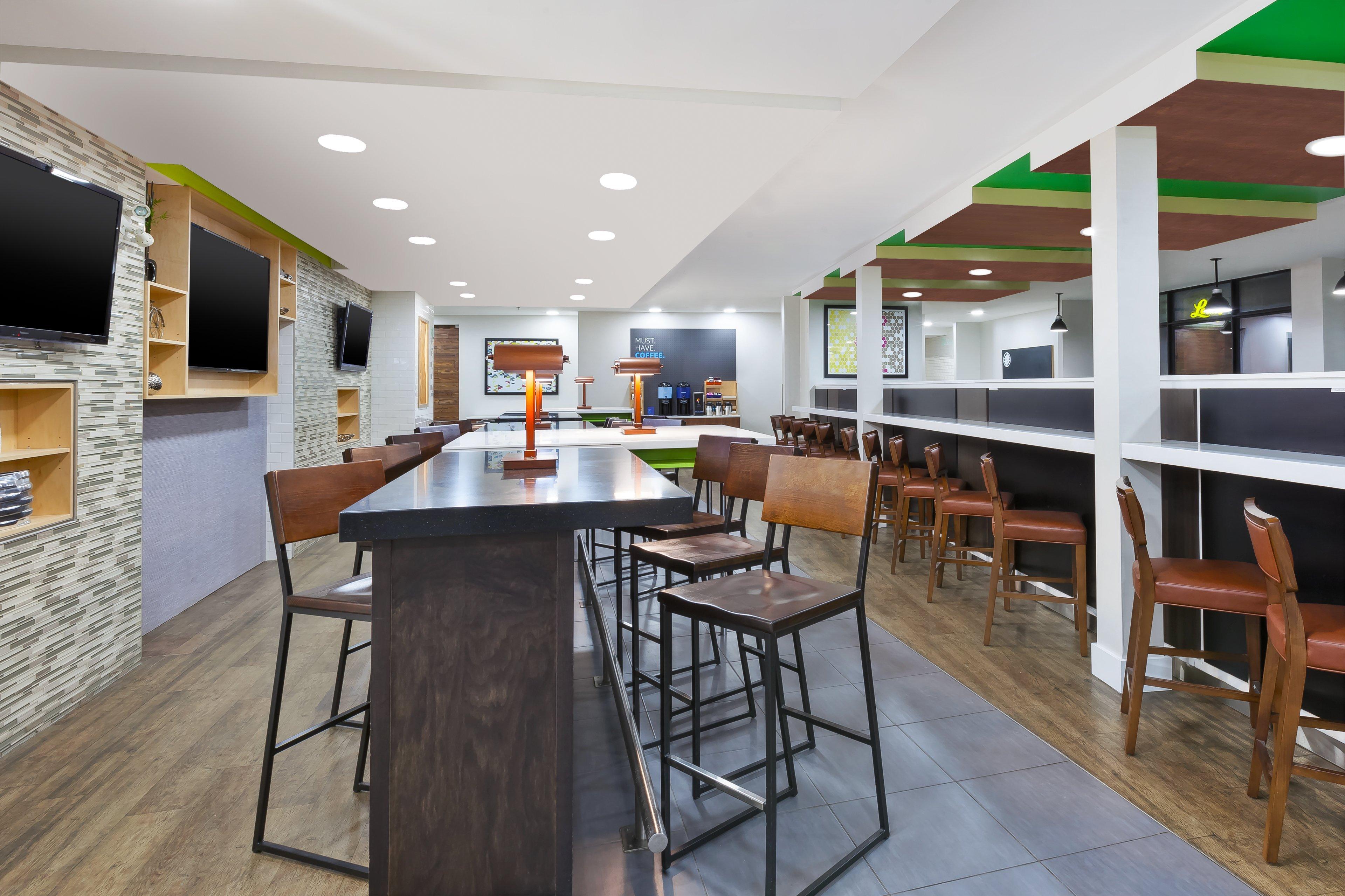 Holiday Inn Express Winnipeg Airport - Polo Park By Ihg מראה חיצוני תמונה