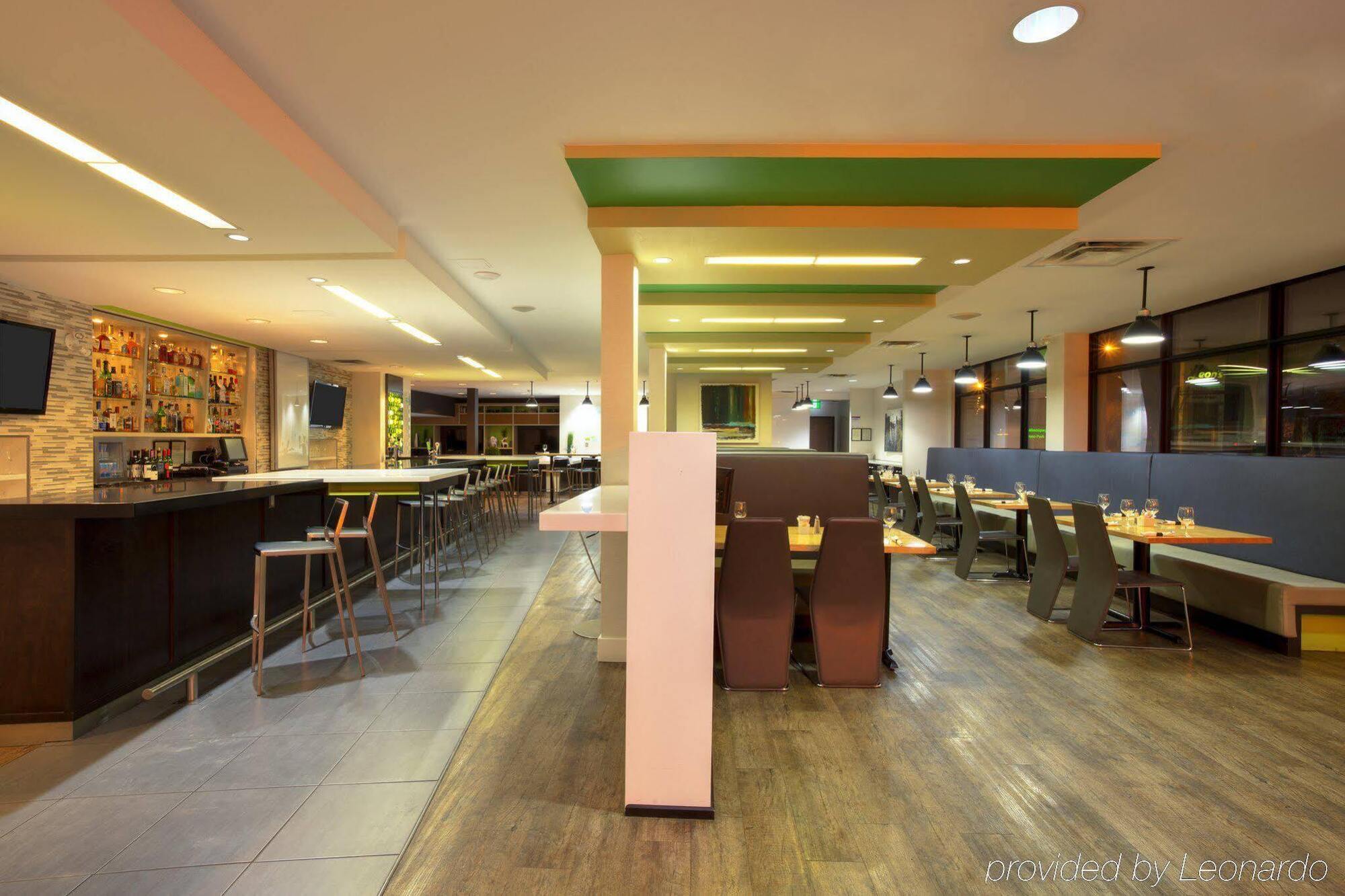 Holiday Inn Express Winnipeg Airport - Polo Park By Ihg מראה חיצוני תמונה